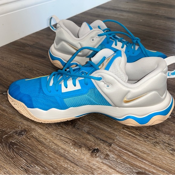 Nike Blue and Yellow Athletic Shoes - Picture 3 of 7